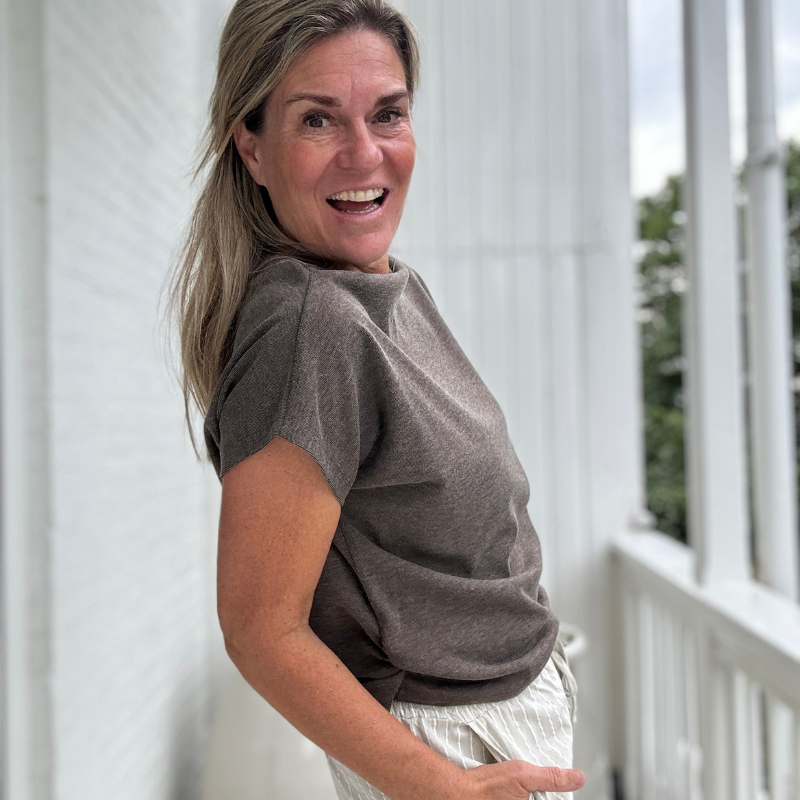 Ingrid™- Avslappet plissert topp
