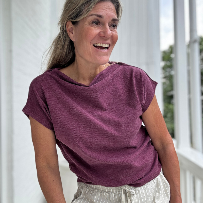 Ingrid™- Avslappet plissert topp