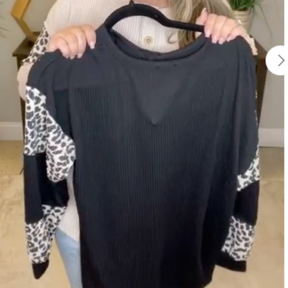 Zamira™- Topp med leopardermer