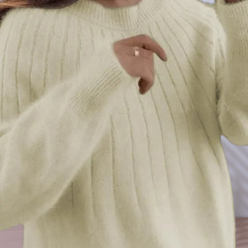 Flora™- Fluffy kasjmirgenser