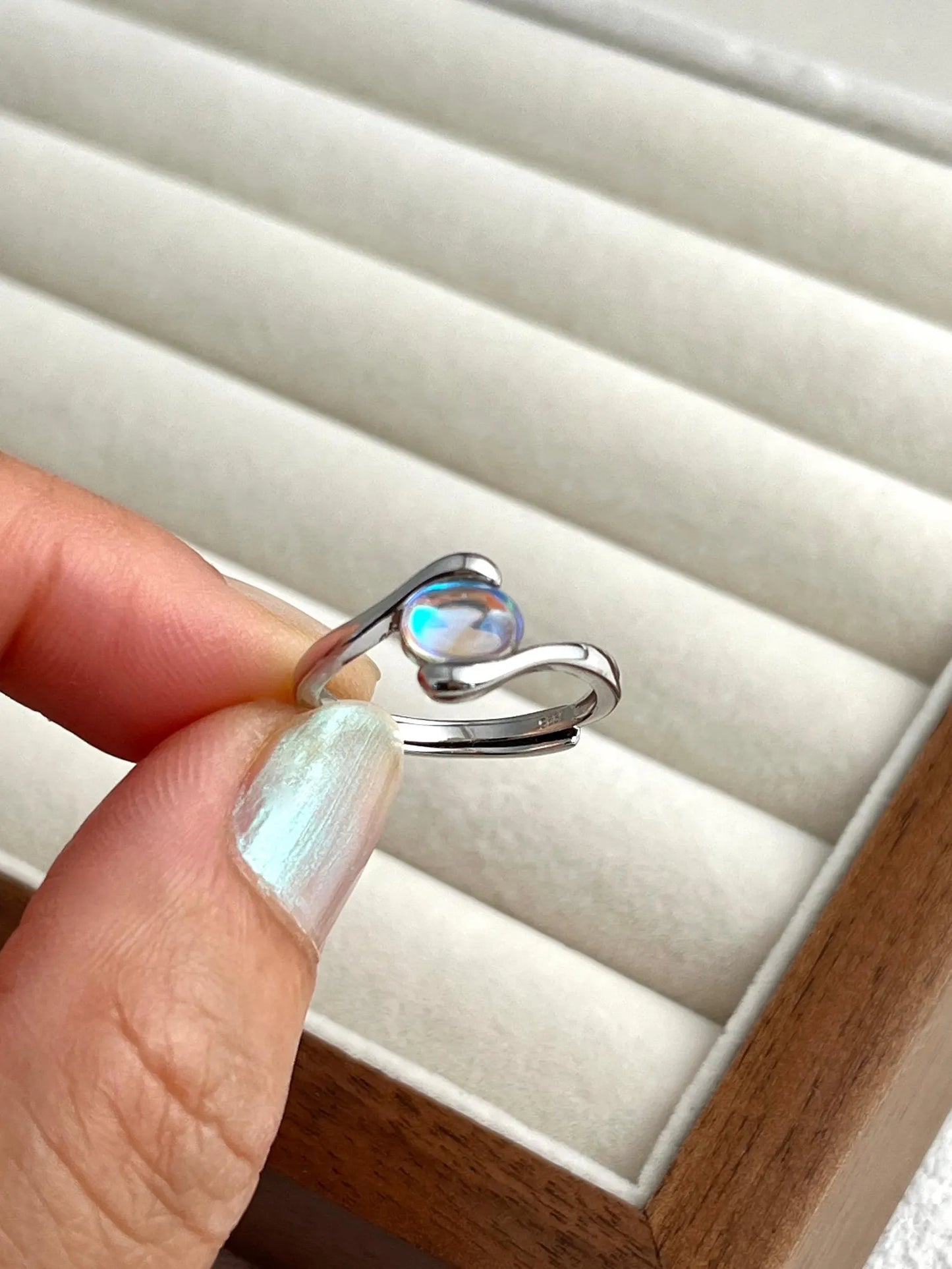 Elegant glitrende ring | Sammen mot diabetes